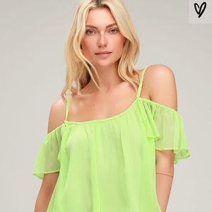 Lulu’s lime green off the shoulder top